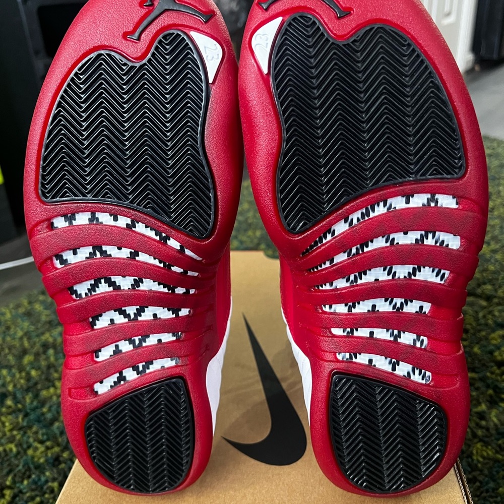 AIR JORDAN 12 RETRO